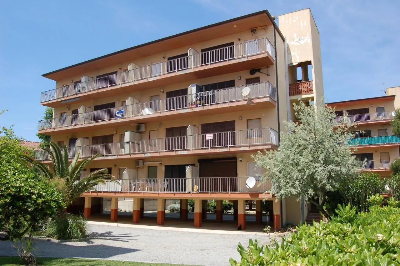 Mare Nostrum 442 Torroella De Montgri 0*,